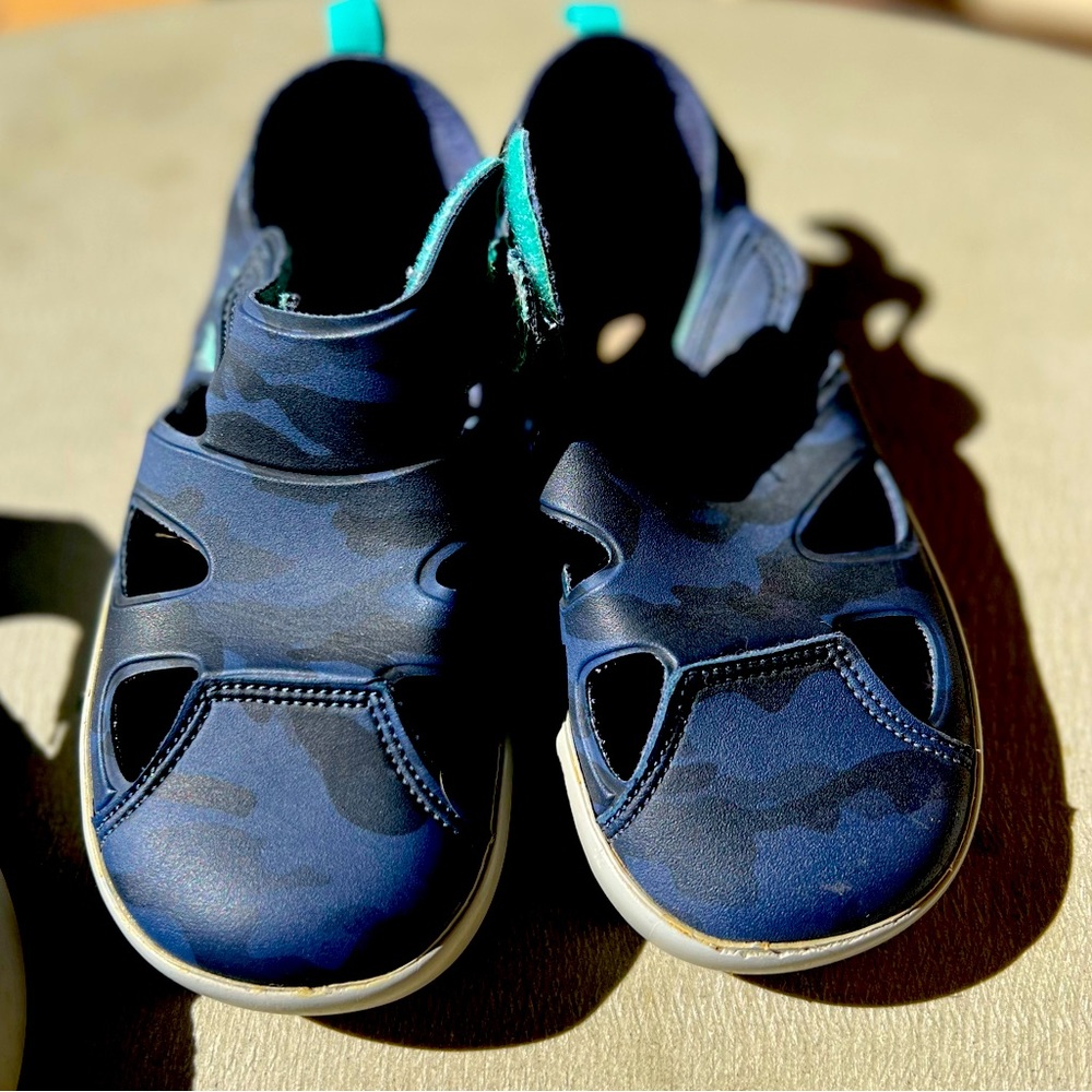 Everyday Sandals in Good Condition